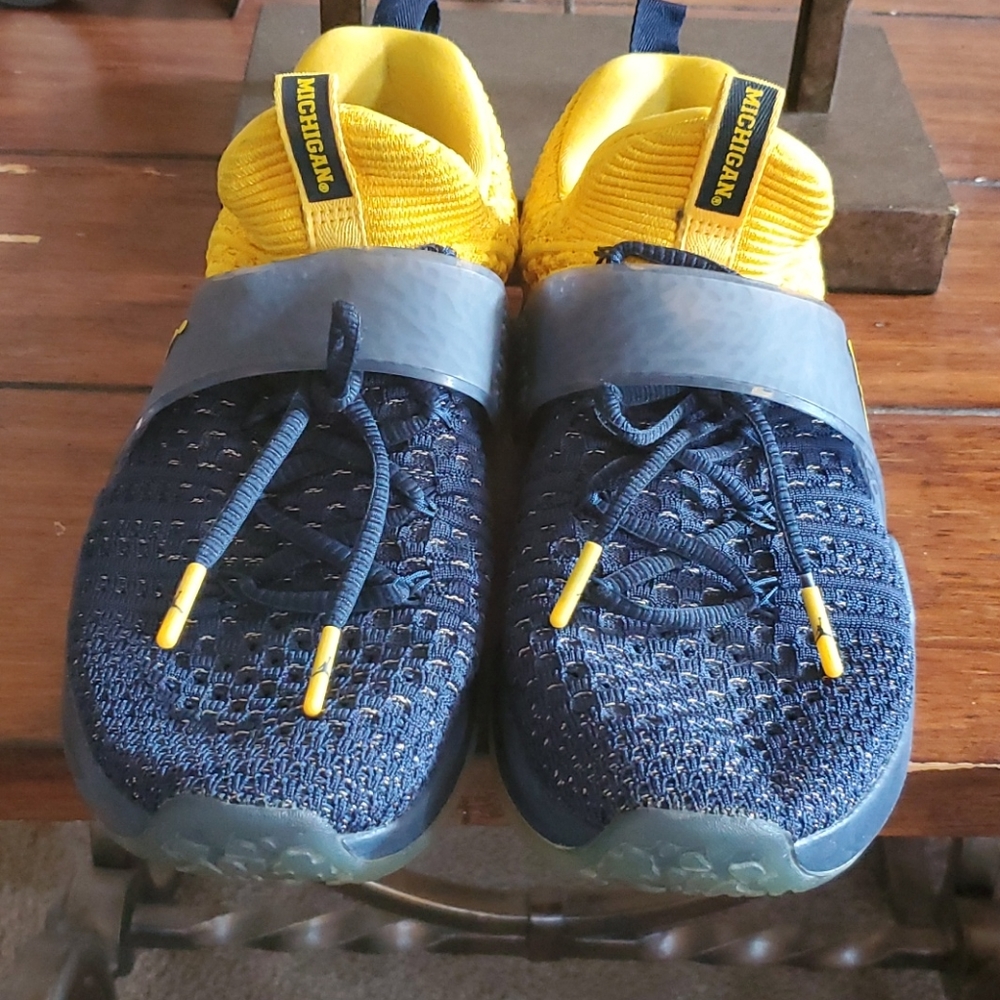Jordan 23 Sz. 8 Blue & Yellow